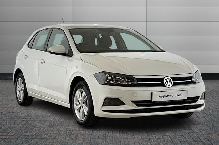 Compare Volkswagen Polo 1.0 Tsi Se Hatchback 95 Ps AP18MYC White