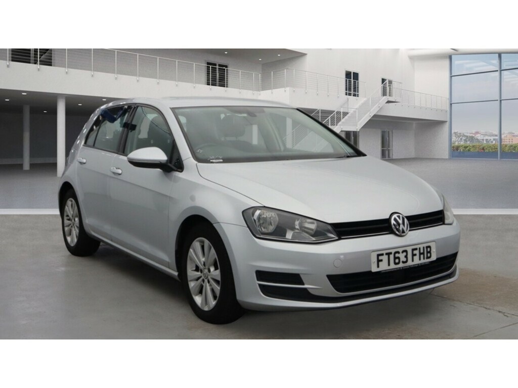 Compare Volkswagen Golf Se Tdi Bluemotion Technology FT63FHB Silver
