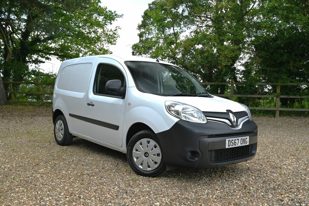Compare Renault Kangoo 1.5 Dci Energy Ml19 Business L2 H1 Euro 6 Ss DS67ONG White