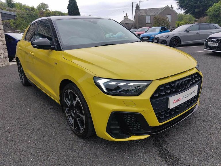 Compare Audi A1 S Line Contrast Edition 35 Tfsi 150 Ps S Tronic PN21NPK Yellow