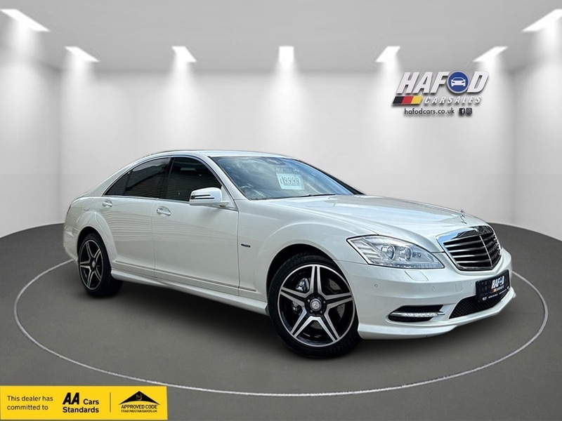 Compare Mercedes-Benz S Class S350 Cdi Blueefficiency S111CGY White