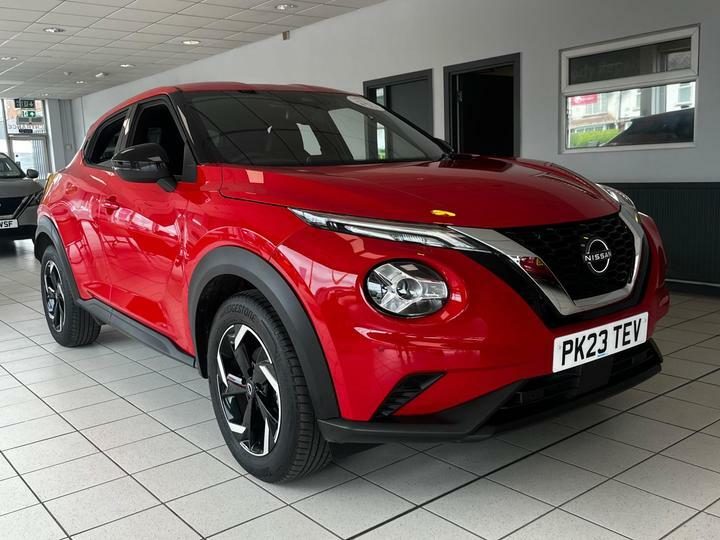 Compare Nissan Juke 1.0 Dig-t N-connecta Euro 6 Ss PK23TEV Red