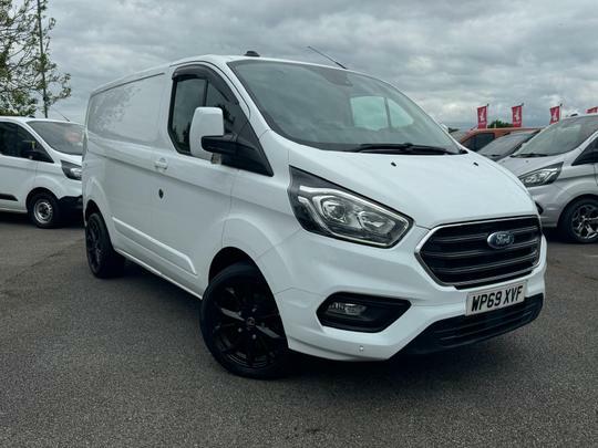 Compare Ford Transit Custom 300 L1 H1 Limited 2.0 Ecoblue 130Ps Euro WP69XVF White