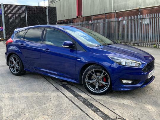 Compare Ford Focus St-line X 1.0 Ecoboost 140Ps OY18LHV Blue
