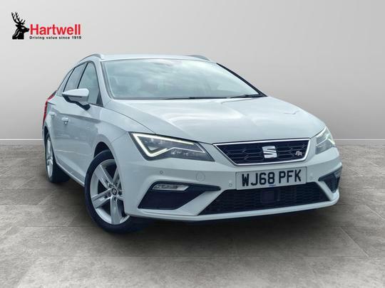 Compare Seat Leon 2.0 Tsi Fr Sport St Dsg Euro 6 Ss 1 WJ68PFK White