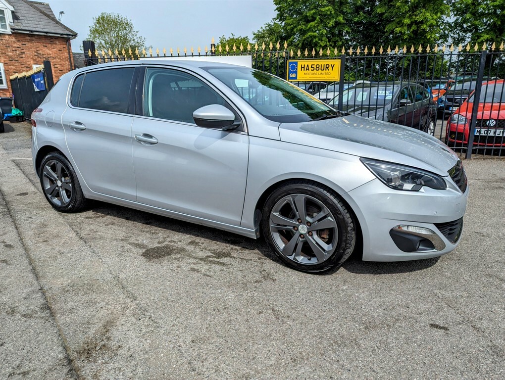 Compare Peugeot 308 1.6 Hdi Allure Hatchback Euro 5 KS15DHO Silver