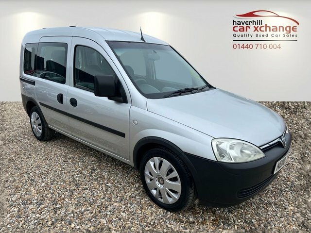 Compare Vauxhall Combo Tour 1.4 Tour Essentia 90 Bhp NU10WUP Silver