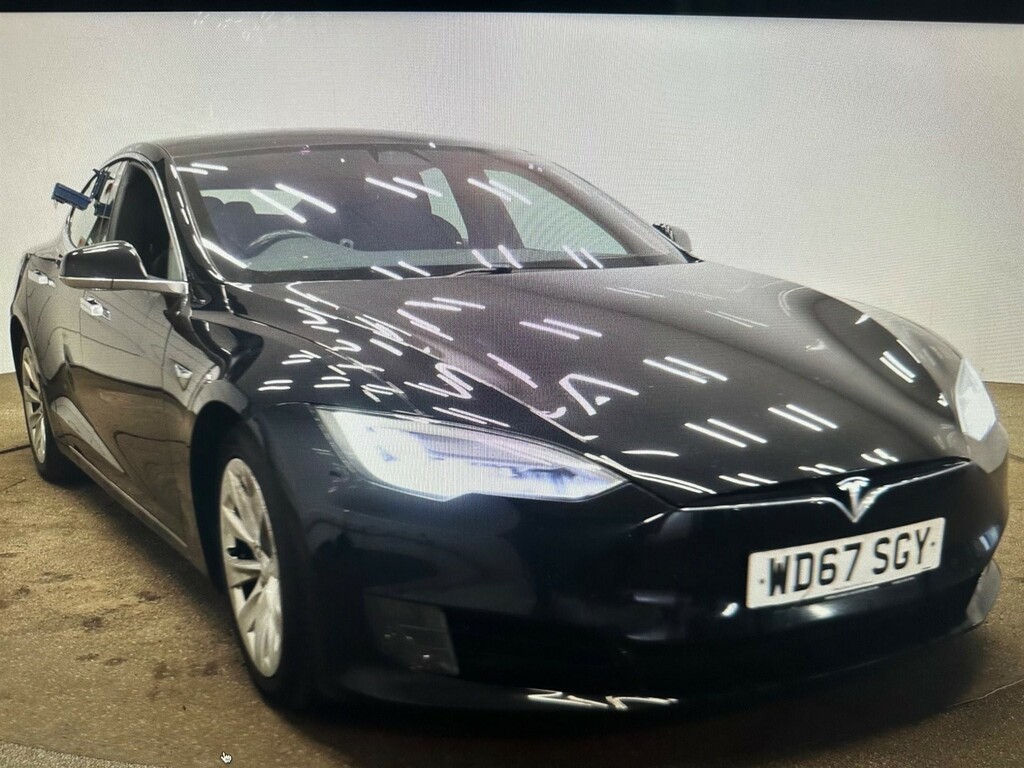 Compare Tesla Model S 75D Dual Motor 4Wd WD67SGY Black
