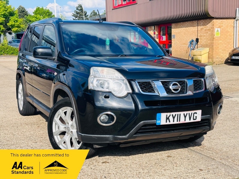 Compare Nissan X-Trail 2.0 Dci Tekna Suv KY11YVG Black