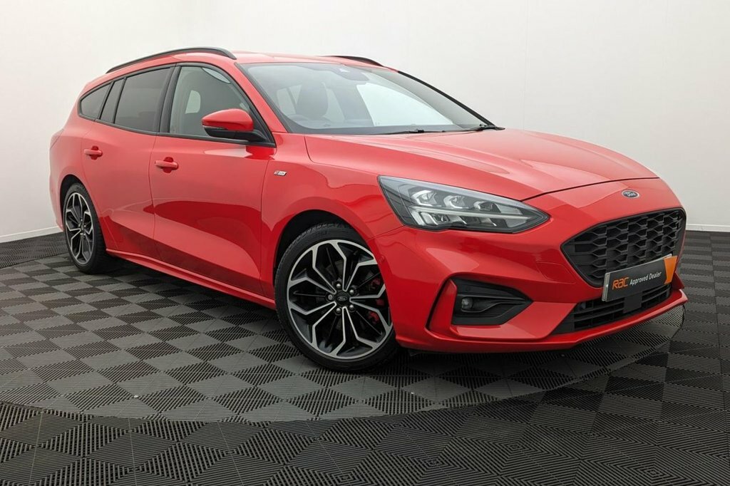 Compare Ford Focus 1.5 St-line X Tdci 119 Bhp BT69BLK Red
