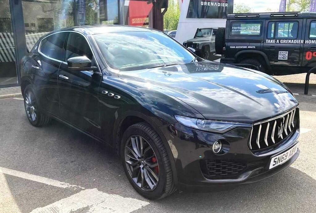 Compare Maserati Levante V6 5dr Auto SN69XBV Black