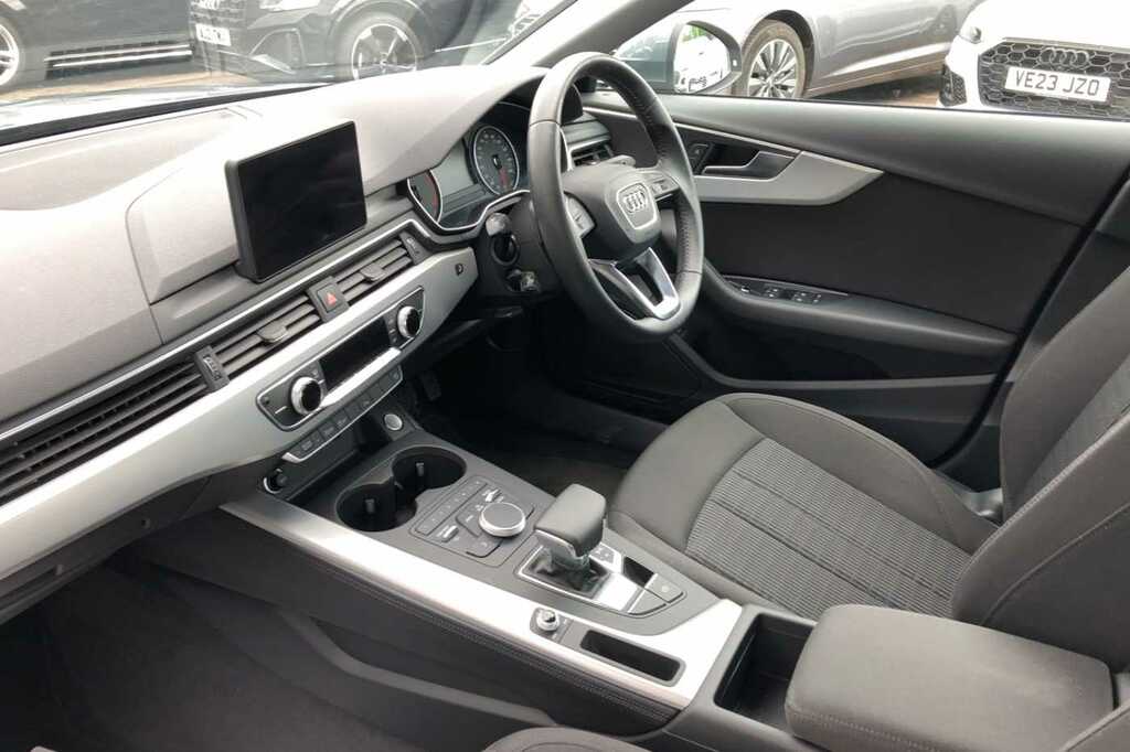 Compare Audi A4 Se 1.4 Tfsi 150 Ps S Tronic VK67ZWY Grey