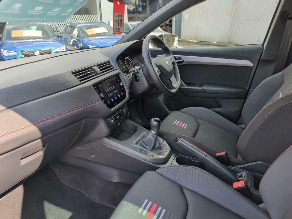 Compare Seat Ibiza 1.0 Tsi 110Ps Fr 5-Door YD21JVF White
