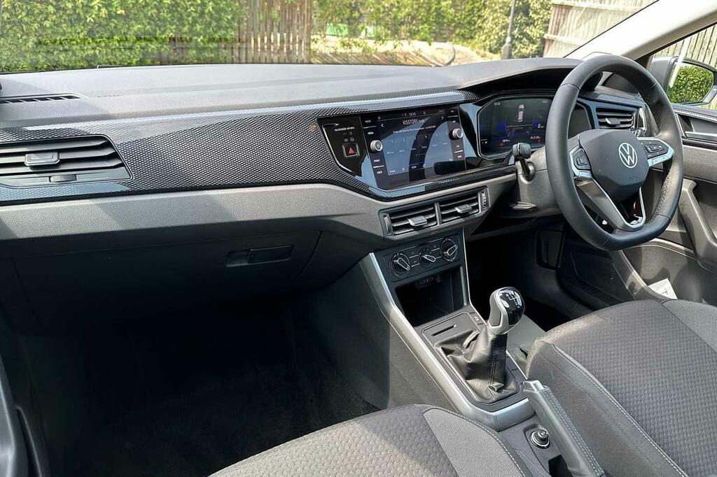 Compare Volkswagen Polo Mk6 Facelift 2021 1.0 80Ps Life HG73DXJ Grey