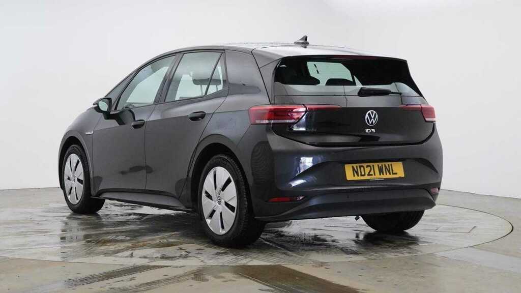Compare Volkswagen ID.3 Life 58Kwh Pro Performance 204Ps ND21WNL Grey
