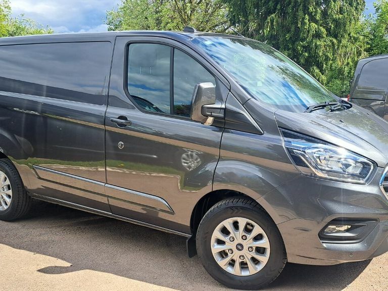 Compare Ford Transit Custom 2.0 Ecoblue 170Ps Low Roof Limited Van WR71EFG Grey