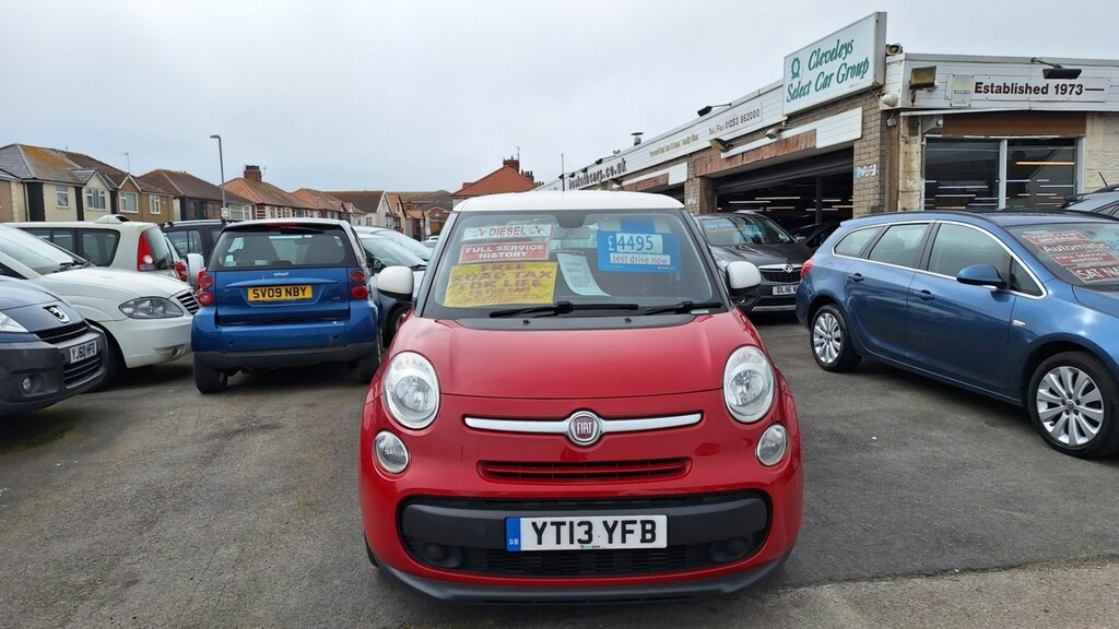 Compare Fiat 500L 1.6 Multijet Pop Star 5-Door From 3,695 R YT13YFB Red