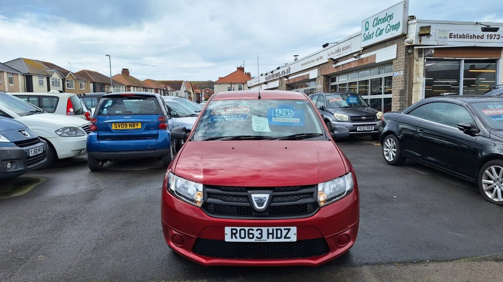 Compare Dacia Sandero 1.2 Ambiance 5-Door From 3,495 Retail Package RO63HDZ Red