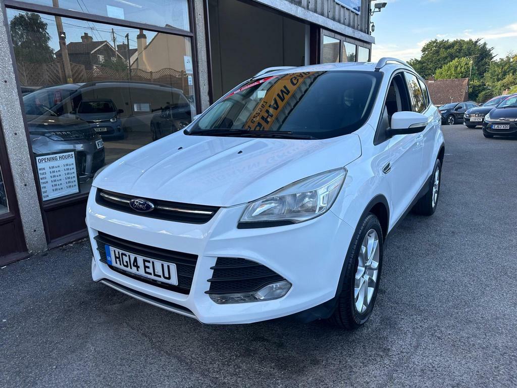 Compare Ford Kuga 1.6T Ecoboost Zetec 2Wd Euro 5 Ss HG14ELU White