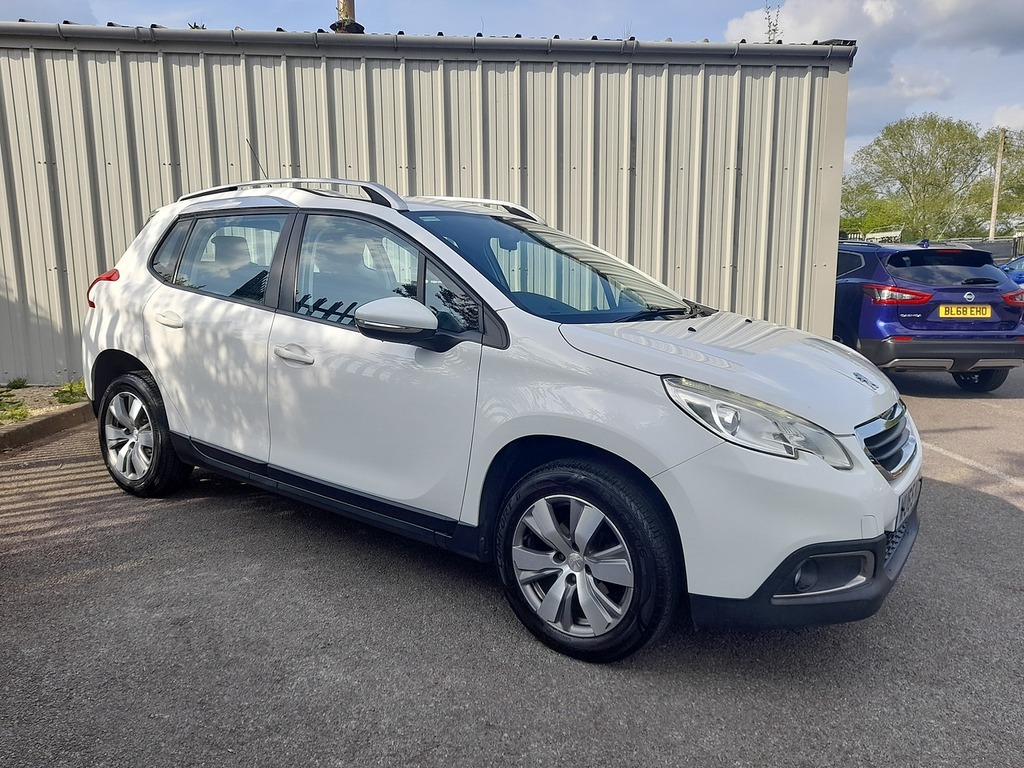 Compare Peugeot 2008 Bluehdi Active WU65KLD White