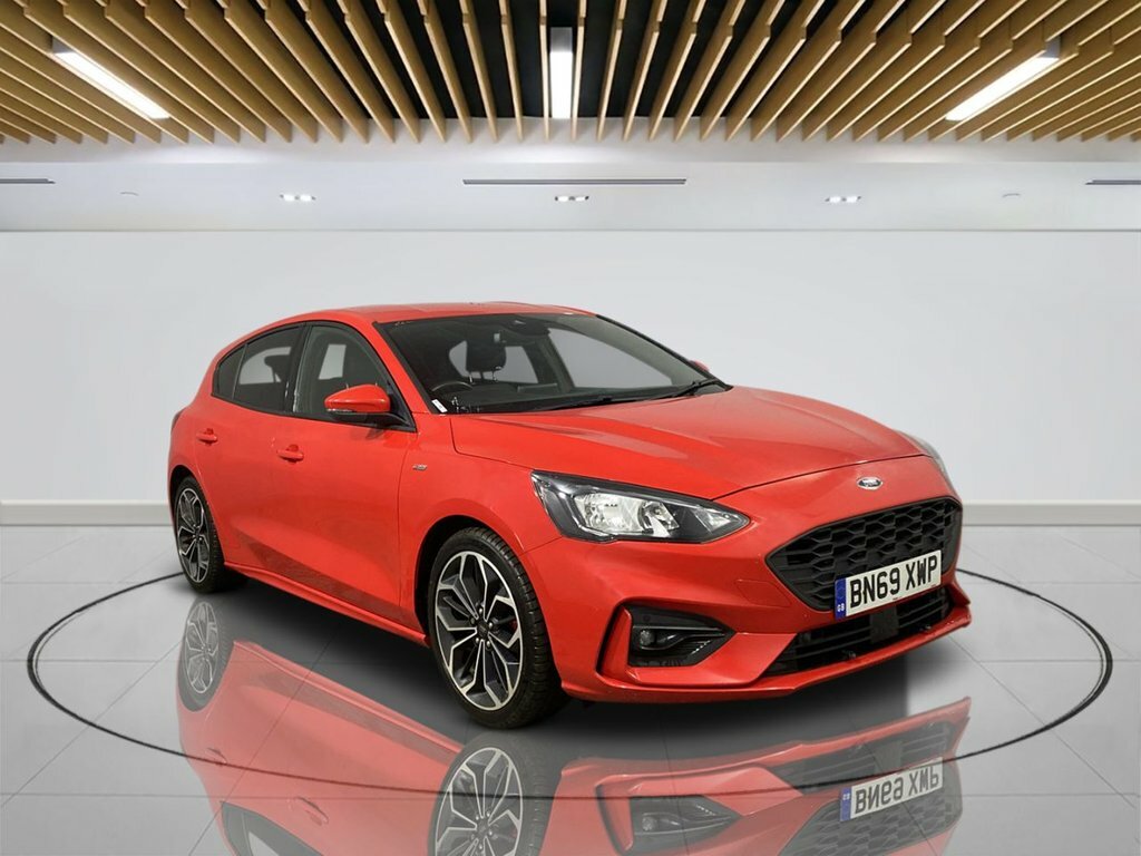 Compare Ford Focus 1.5 St-line X Tdci 119 Bhp BN69XWP Red