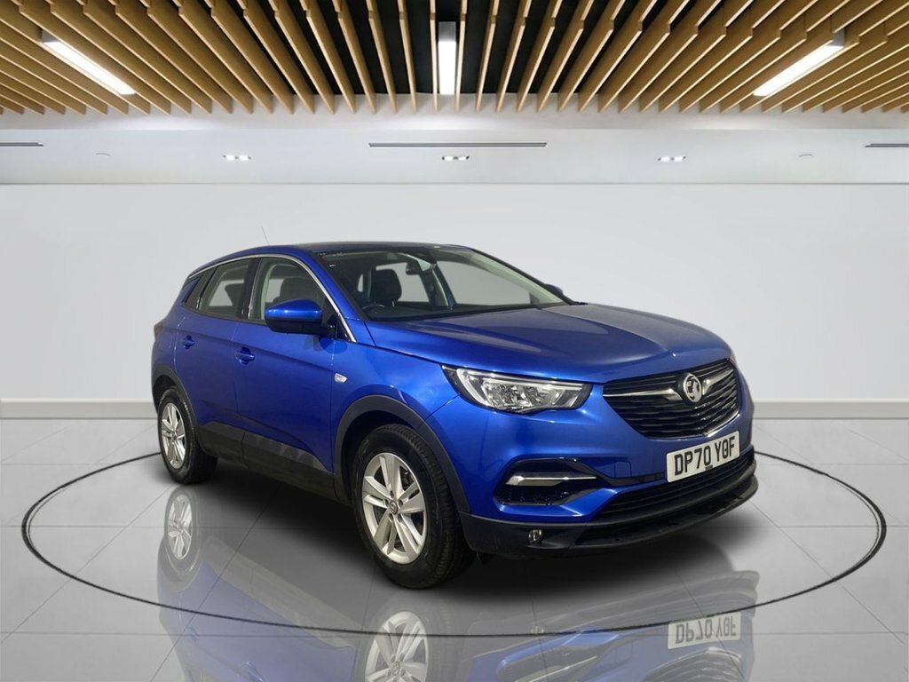 Compare Vauxhall Grandland 1.2 Se Premium 129 Bhp DP70YOF Blue