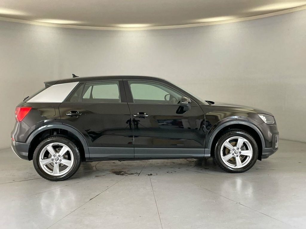 Compare Audi Q2 1.6 Tdi Sport 114 Bhp LV20WDT Black