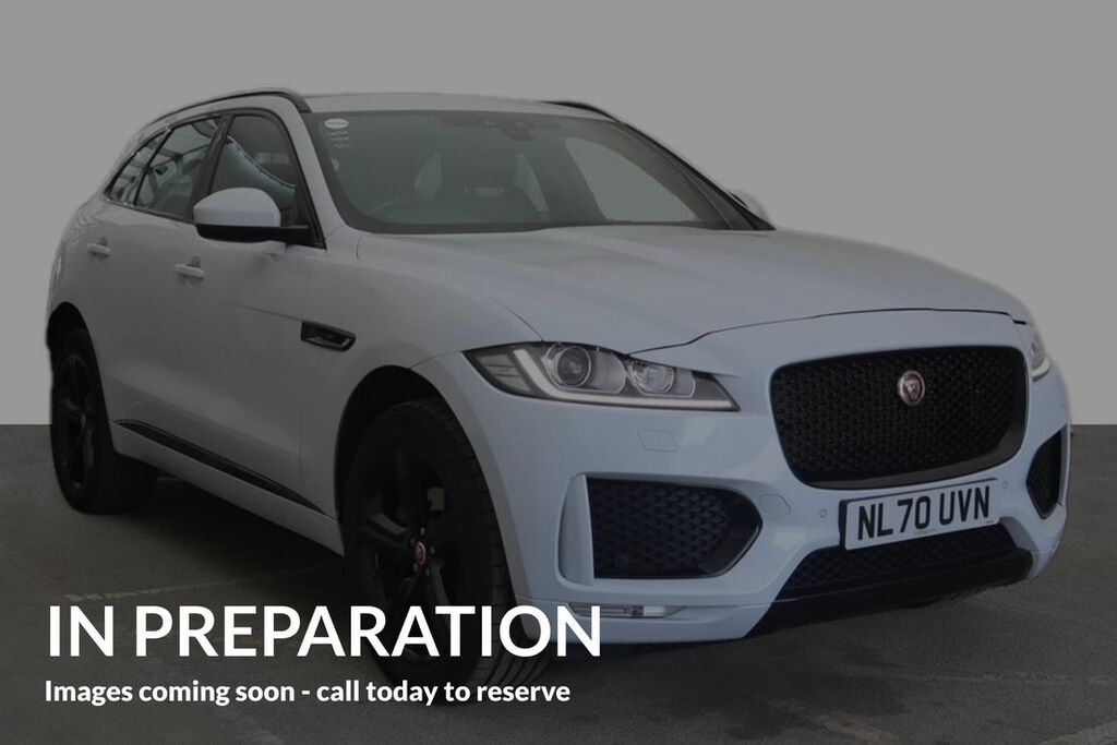 Jaguar F-Pace 2.0D 180 Chequered Flag Awd White #1