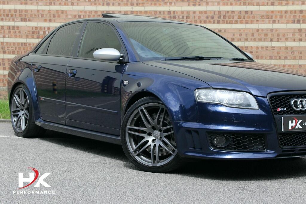 Compare Audi RS4 Saloon 4.2 Quattro 200656 SN56KZZ Blue