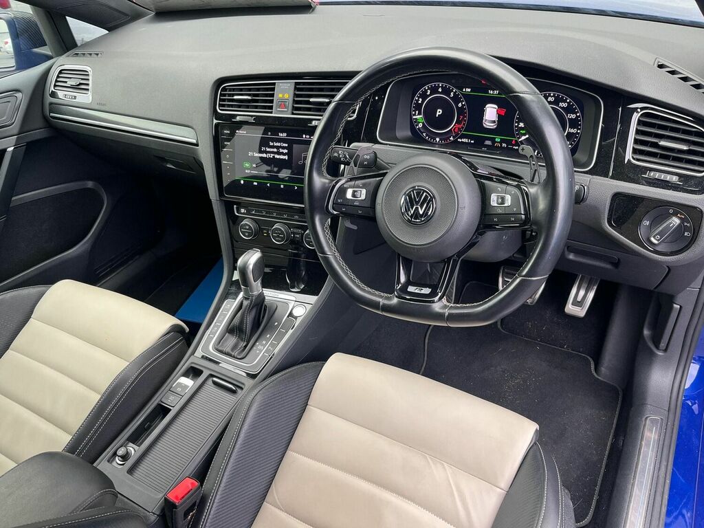 Compare Volkswagen Golf Hatchback 2.0 Tsi R Dsg 4Motion Euro 6 Ss YC18TYS Blue
