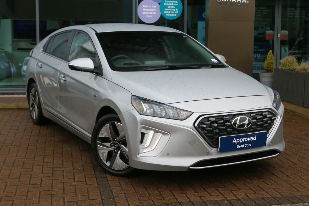 Compare Hyundai Ioniq 1.6 Gdi Hybrid Premium Se Dct EN70DTK Silver