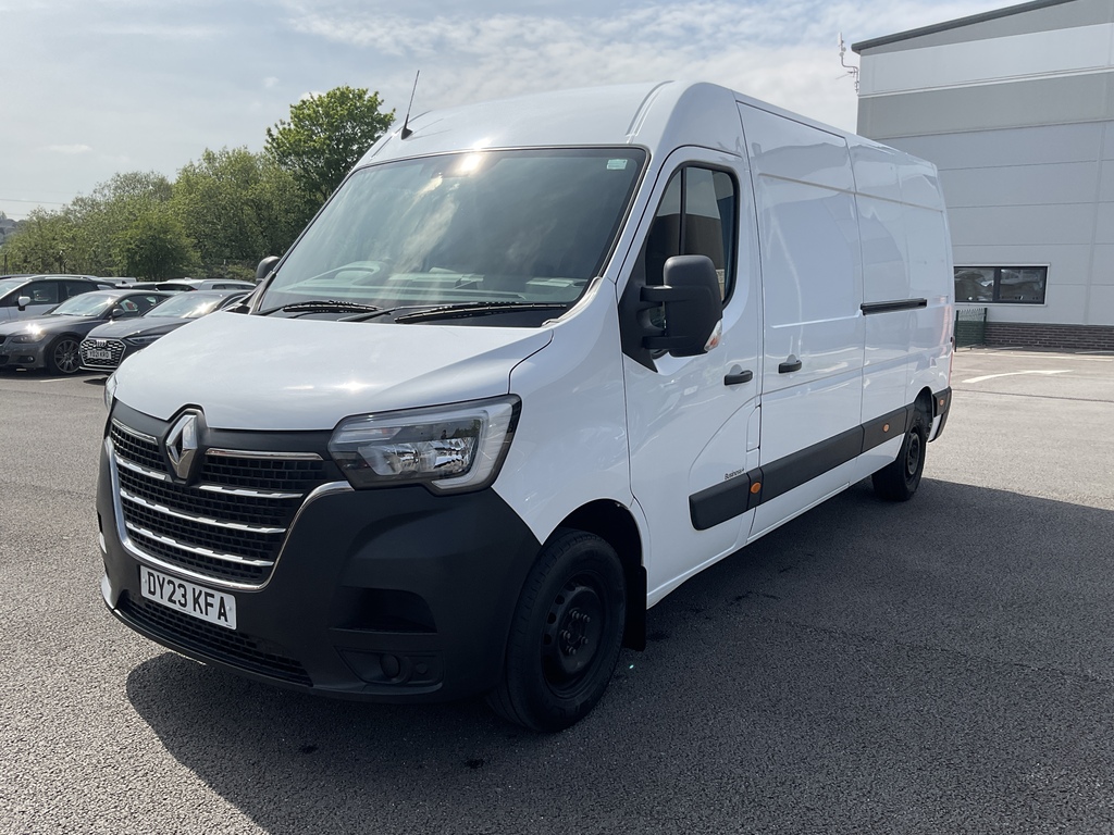 Compare Renault Master Lm35dci 135 Business Medium Roof Van DY23KFA White