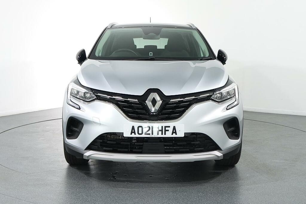 Compare Renault Captur Iconic Tce Only 13,495 AO21HFA 