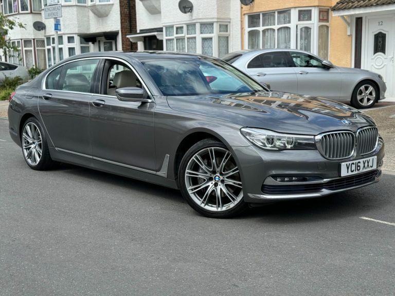 Compare BMW 7 Series 3.0 740Ld Xdrive Euro 6 Ss YC16XXJ Grey