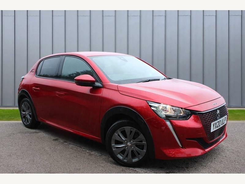 Peugeot e-208 50Kwh Allure Red #1