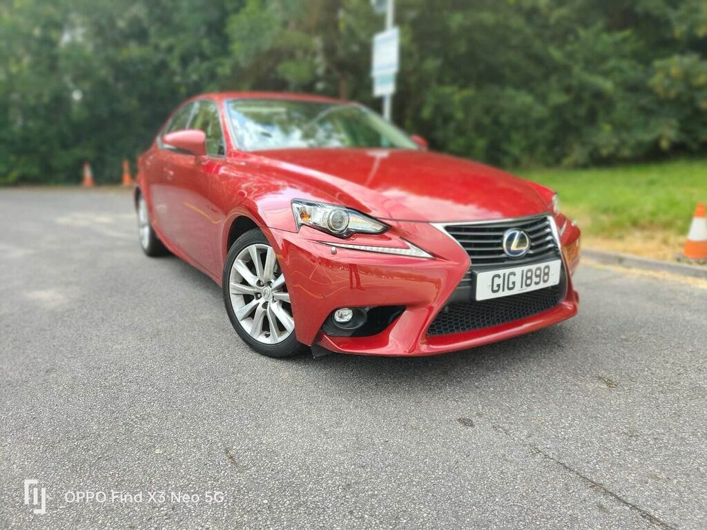 Compare Lexus IS 2.5 300H GIG1898 Red