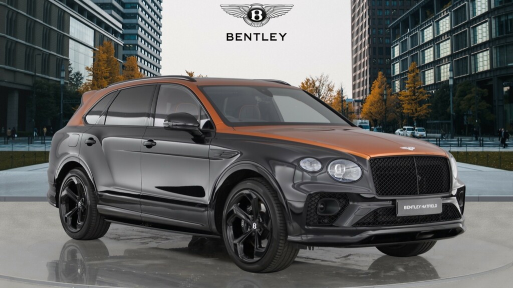Compare Bentley Bentayga S Hybrid DK23XMW Orange