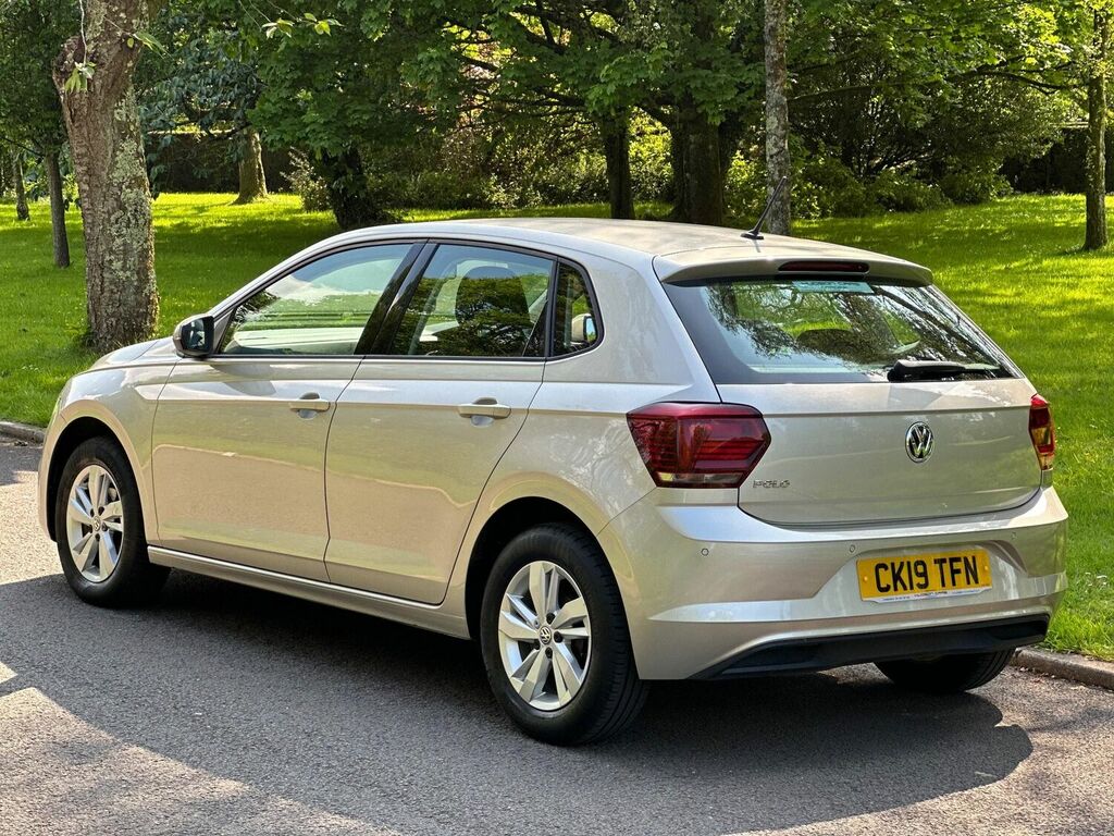 Compare Volkswagen Polo Hatchback 1.0 Tsi Se Dsg Euro 6 Ss 201919 CK19TFN Silver