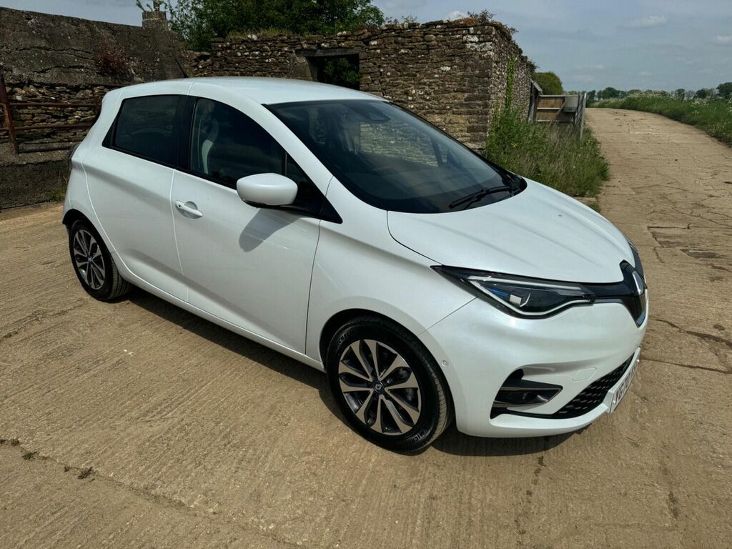 Compare Renault Zoe Hatchback R135 52Kwh Gt Line I, Rapid Ch YG70YSX White