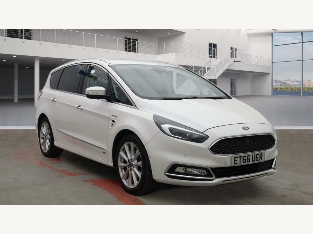 Compare Ford S-Max 2.0 Tdci Vignale Powershift Awd Euro 6 Ss ET66UER White