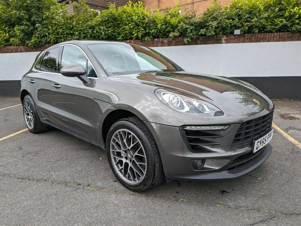 Compare Porsche Macan 3.0 Td V6 S Pdk 4Wd Euro 6 Ss GY65FPF Grey
