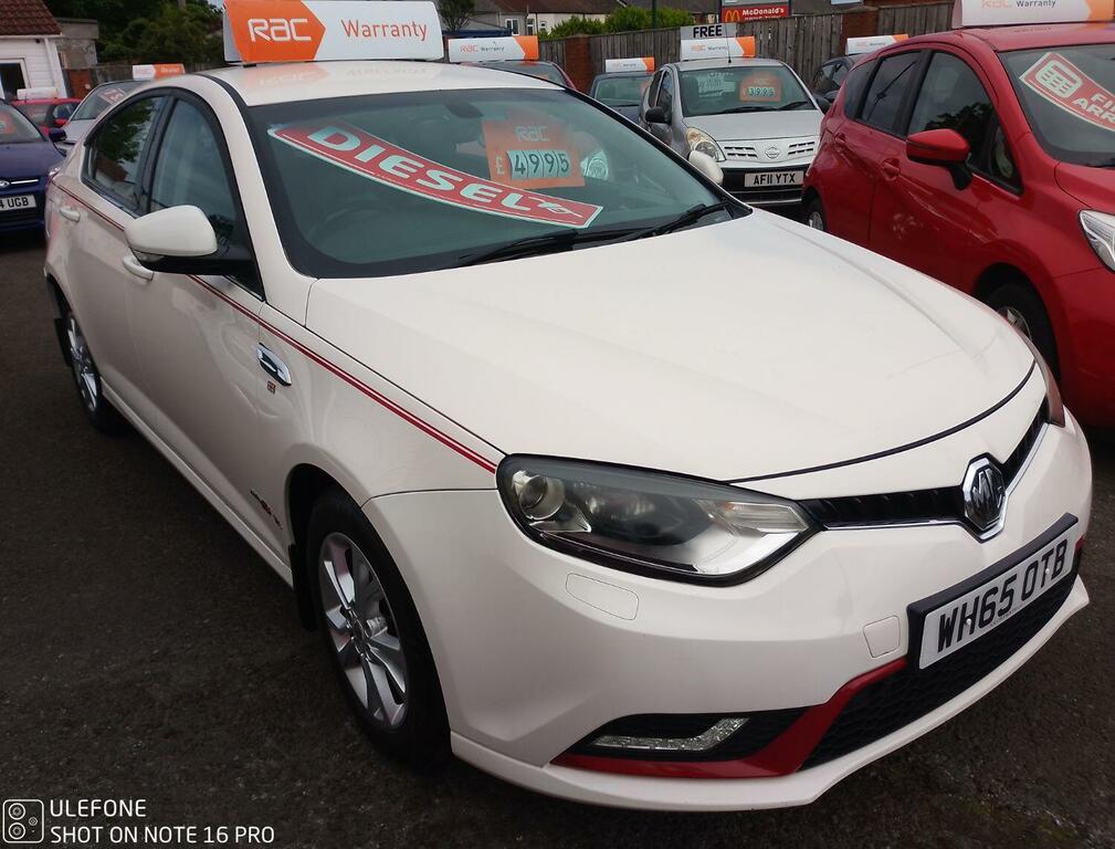 Compare MG MG6 Hatchback 1.9 Dti Tech Tl 2016 WH65OTB White