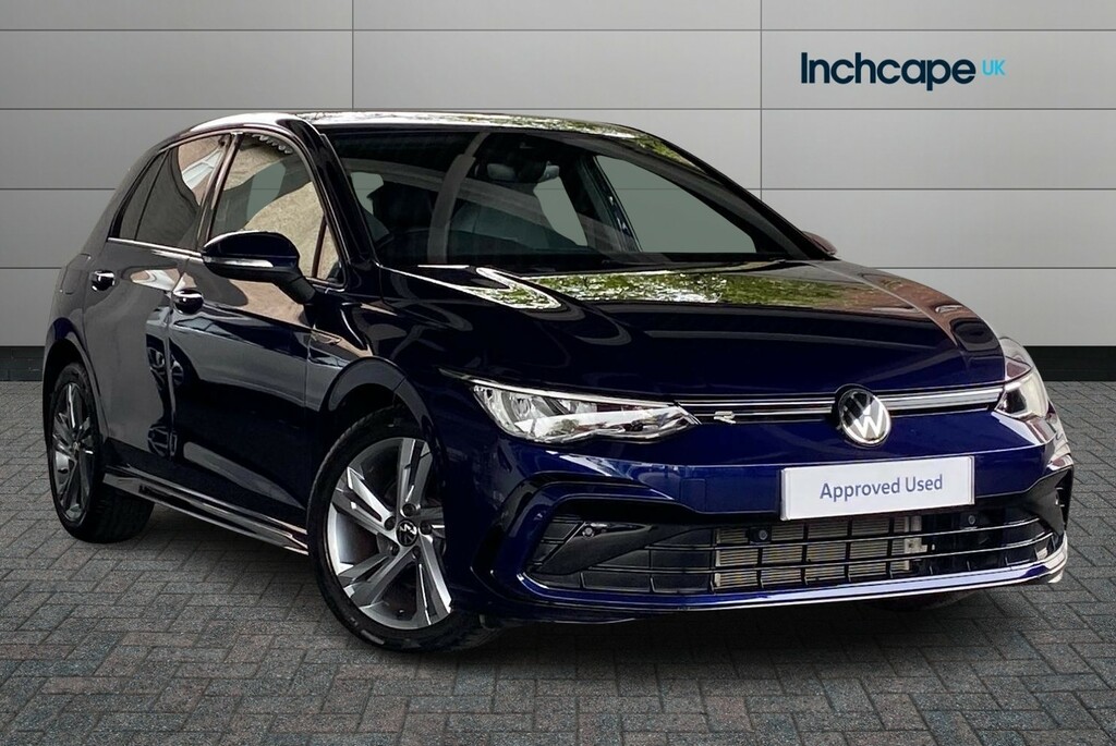 Compare Volkswagen Golf 1.5 Etsi 150 R-line Dsg YS71APF Blue