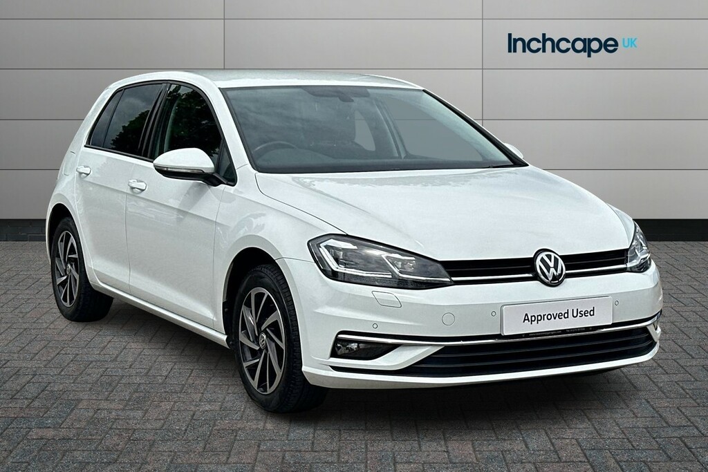 Compare Volkswagen Golf Golf Match Edition Tsi Evo SD69YTO White