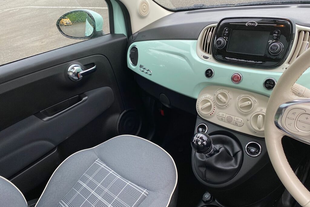 Compare Fiat 500 1.2 Lounge YR69ZKO Green