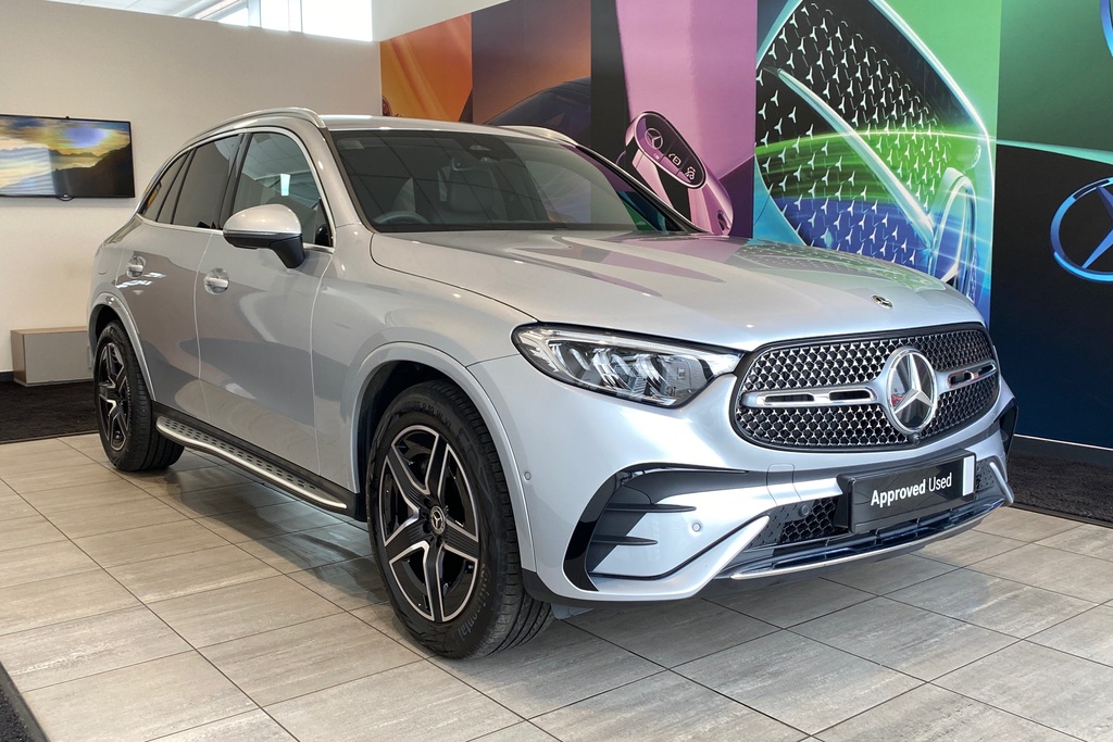 Compare Mercedes-Benz GLC Class 300 4Matic Amg Line 9G-tronic KW73HVK Silver