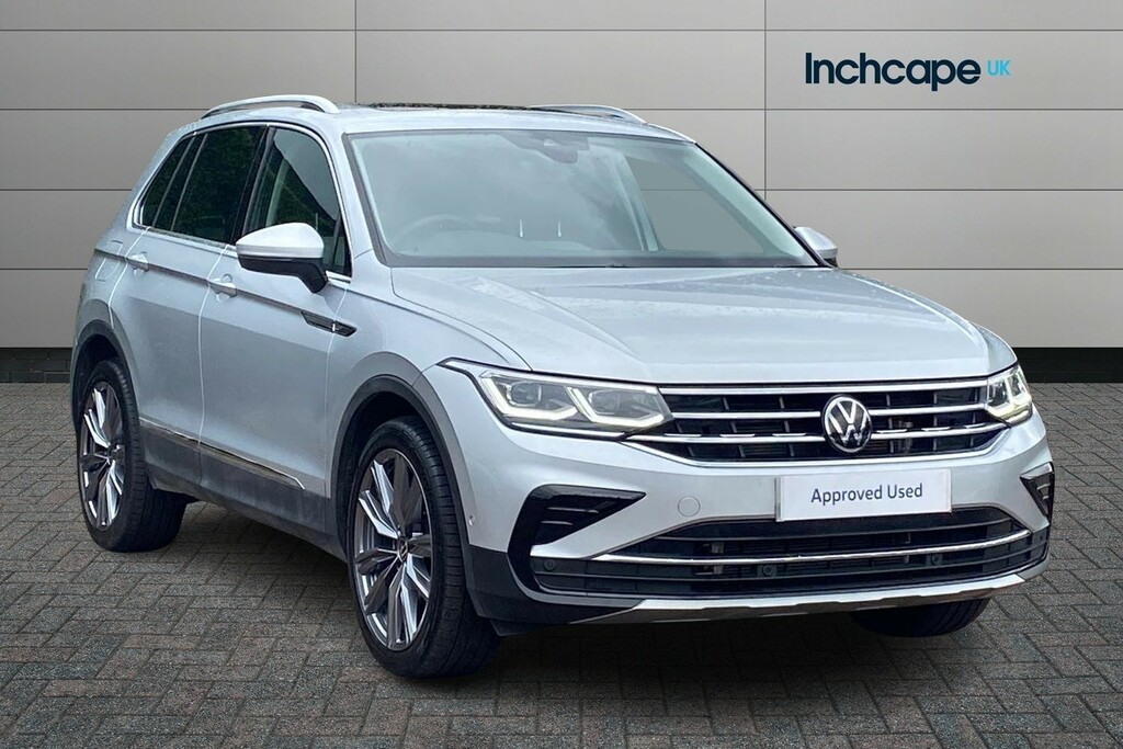 Compare Volkswagen Tiguan 2.0 Tdi 4Motion Elegance Dsg MC73VGO Silver