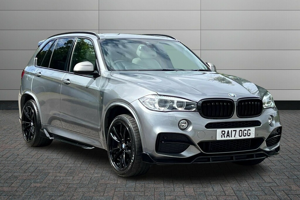 Compare BMW X5 Xdrive M50d RA17OGG Grey
