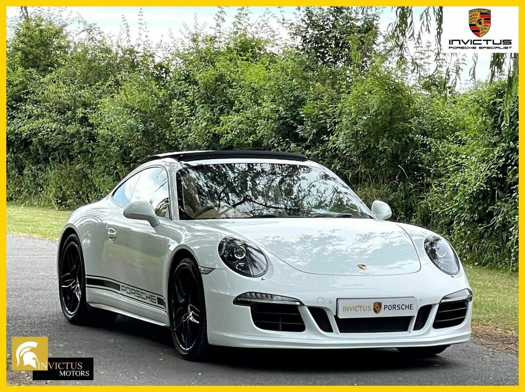 Compare Porsche 911 911 Carrera 4S S-a FR62OED White