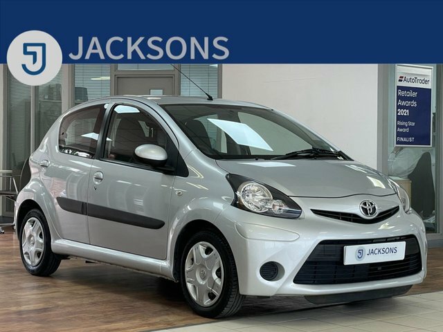 Compare Toyota Aygo 1.0 Vvt-i Ice 68 Bhp FH62DCF Silver